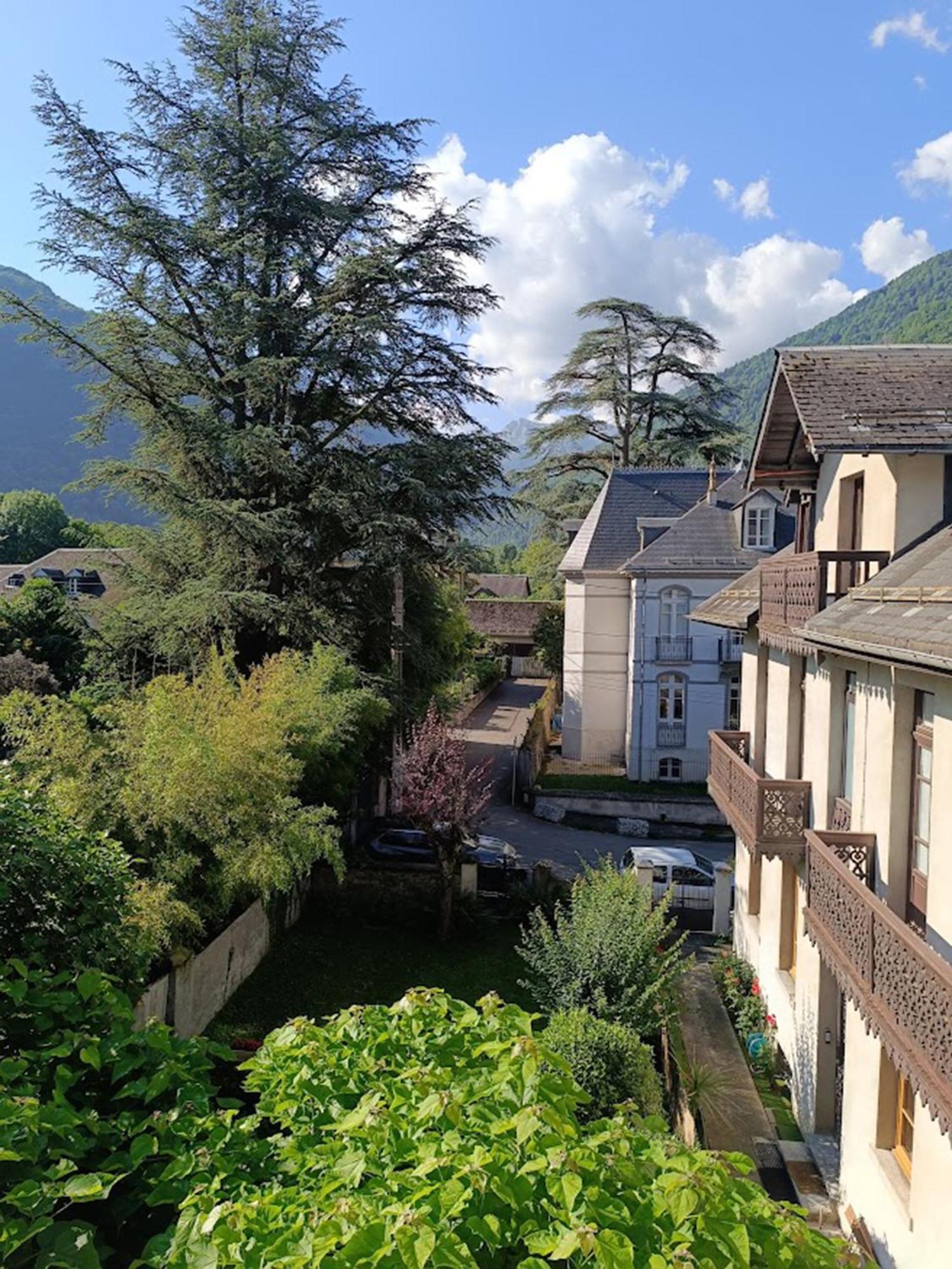 Appartement Le Petit Cerf, T3, Wifi, Cave à Bagnères-de-Luchon Extérieur photo